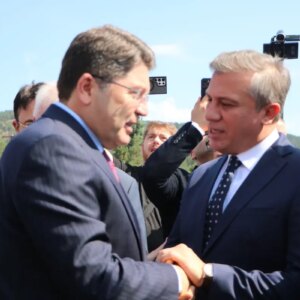 bakan tunc 30 tane ak partili belediyeyle ilgili sorusturma yapilmis 5zdXWH2O