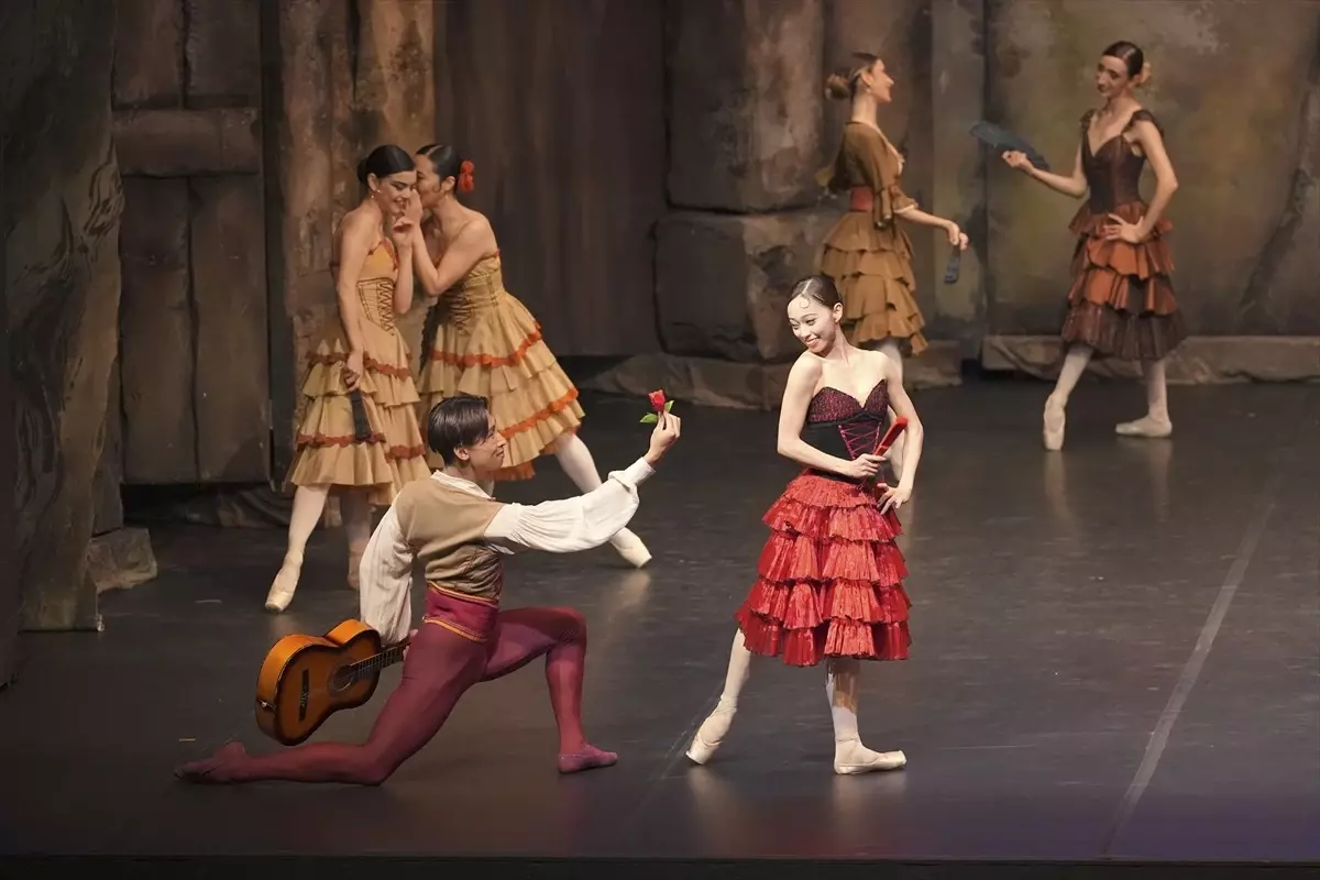 antalya dob don kisot balesini sanatseverlerle bulusturuyor 1c4EhJXz