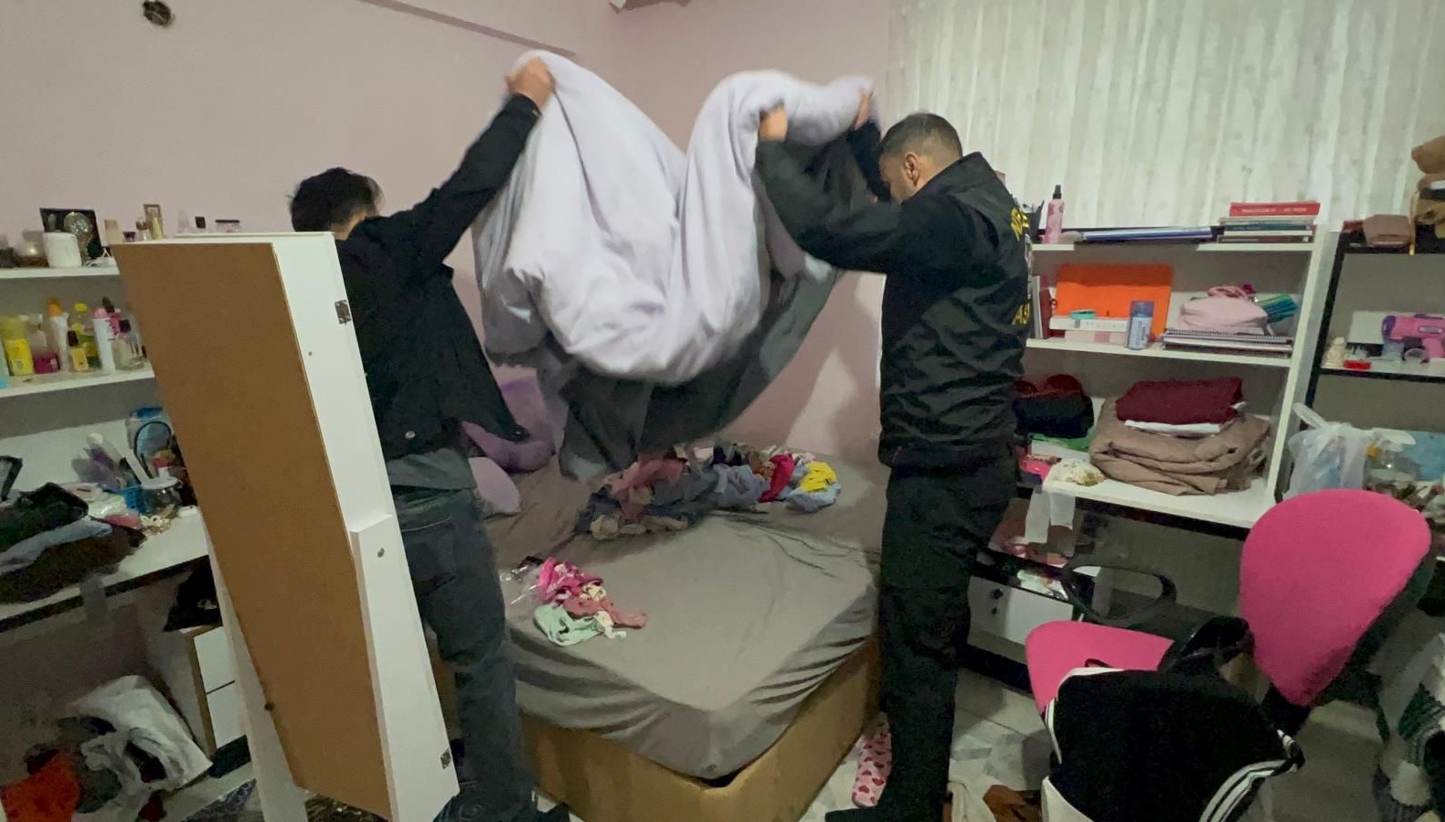 nevsehirde fuhus operasyonu 3 gozalti 79BzANAZ